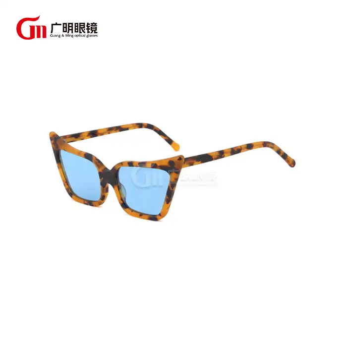 Wat is die voordele van skilpadkat-sonbrille?