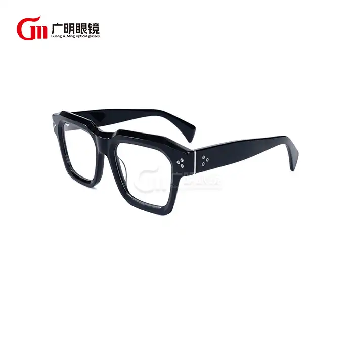 thick rimmed tortoise shell glasses