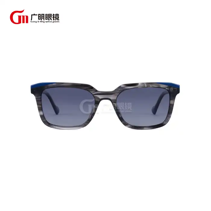 montature per occhiali quadrate