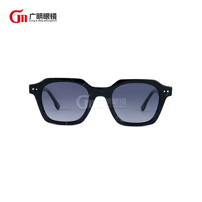ideal sunglasses for round face