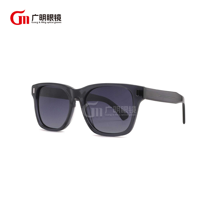 böyük dəyirmi üz üçün kişi eynəkləri